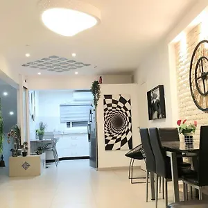 https://amazing.gethaifahotels.com